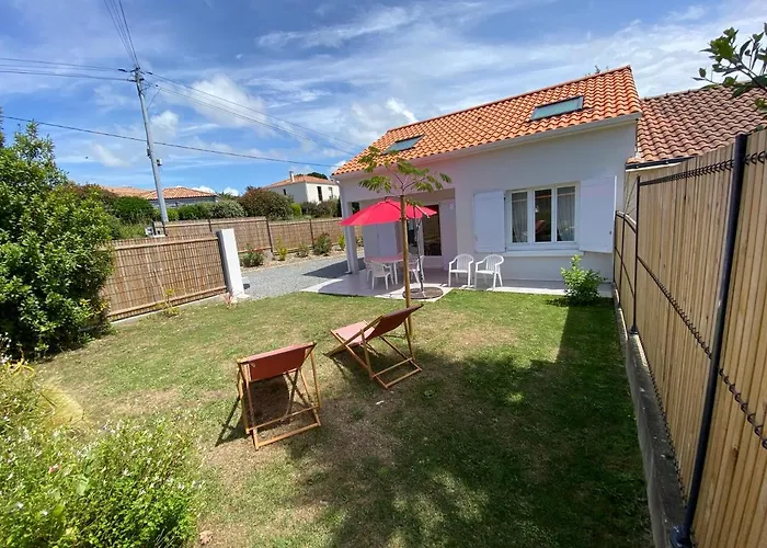 Maisonnette Confortable A 度假居 *