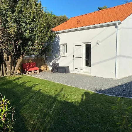 Maisonnette Confortable A Hébergement de vacances Pornic