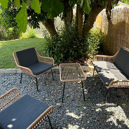 Maisonnette Confortable à *